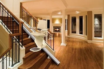 AmadaTech-merdiven-asansoru.jpg AmadaTech merdiven asansoru.jpg